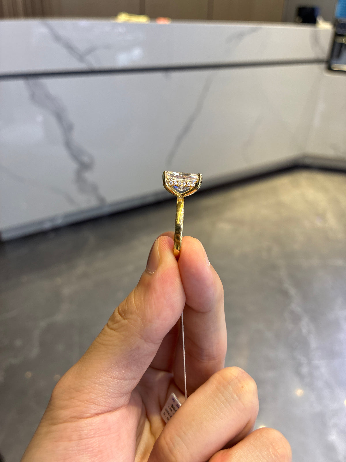 Deposit For Lyzette 14K Solid Yellow gold US Size 8.25 5.05ct Radiant cut E/VS1