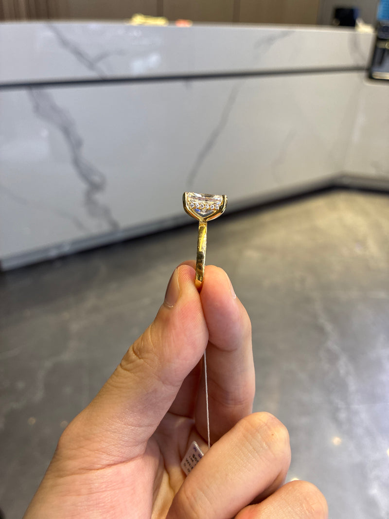 Deposit For Lyzette 14K Solid Yellow gold US Size 8.25 5.05ct Radiant cut E/VS1