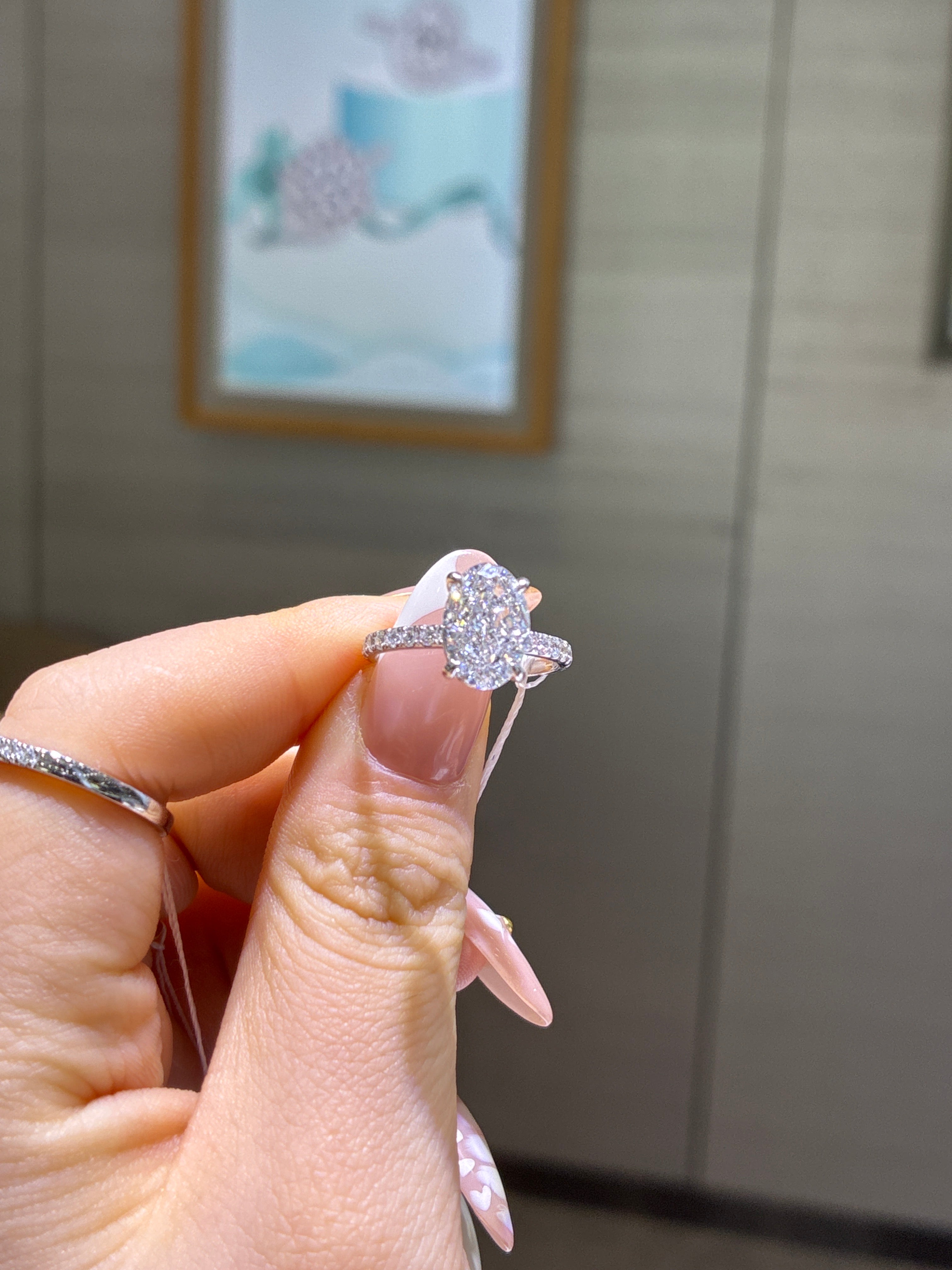 For Mama, Price difference（18k D/vs1white gold oval ring main stone 3.1ct  side stone 0.345ct  ）