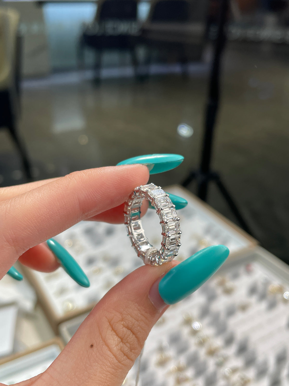 For Kelcie Lauren         •Platinum950 2carat D/VVS2 with 0.285ct Size 6.                          •18K solid white gold 5.899ct emerald full eternity band.       •14K solid yellow gold 3.03ct E/VVS2 with 0.437ct pave band.       •18K open band(custom)