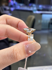 For Elaine, deposit for Bridal Set, 1️⃣ 5ct Oval Solitaire with 0.897ct sidestones Engagement Ring, E/VS1, in 14k yellow gold 2️⃣ Total 4.7ct Radiant Full eternity band, DE/VS-VVS, in 14k yellow gold
