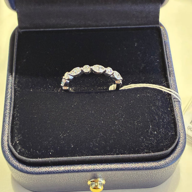0.629ct Marquis Lab Diamond Band(DE/VVS)