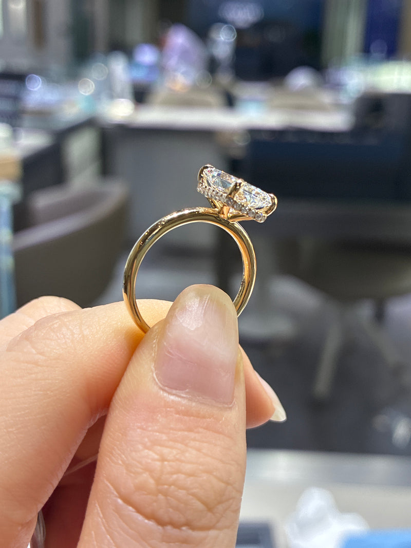 Deposit For uniquely radiant cut 14k gold E/vs1 total 3.219ct