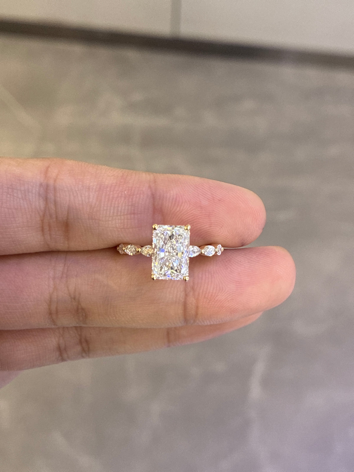 50% Deposit For BLondie 14k yellow gold ring with 2.530ct Evvs2 diamonds