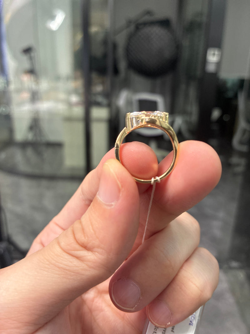 For Amy Tension Setting Marquise Low Setting Ring//1.510ct Marquise center stone//E/VVS2//14K Solid yellow gold//12 side stones for total 0.072ct US Size 6