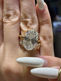 Deposit for Dival 18k yellow gold, 10ct oval cut diamond with E/VVS2/ 18k yellow gold, 1.349ct totally band, size 7.5