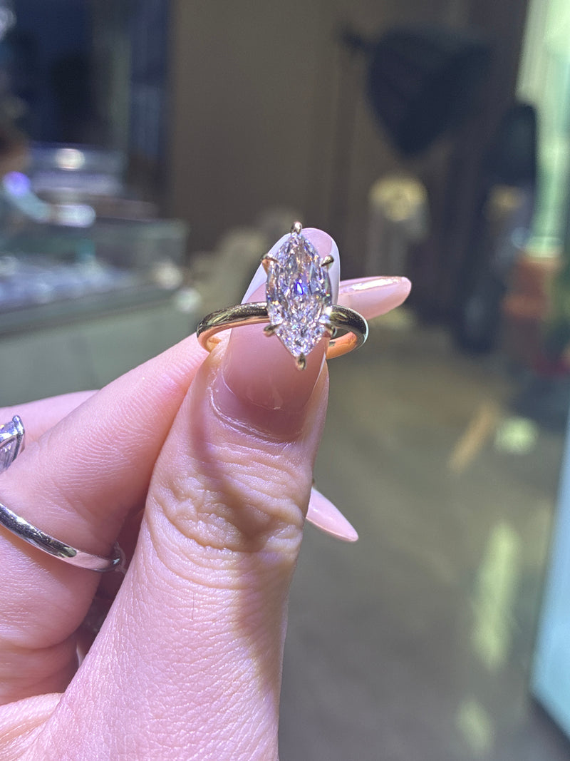 Deposit For Sunshine 18k yellow gold E/vvs2 3.08 ct with hidden halo marquis cut