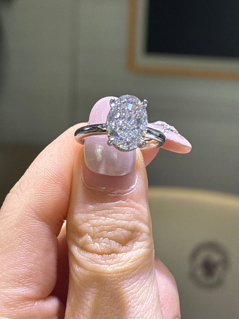 For MamaChelsea 18k gold D/vvs2 main stone 3.87 ct side stone 0.168ct