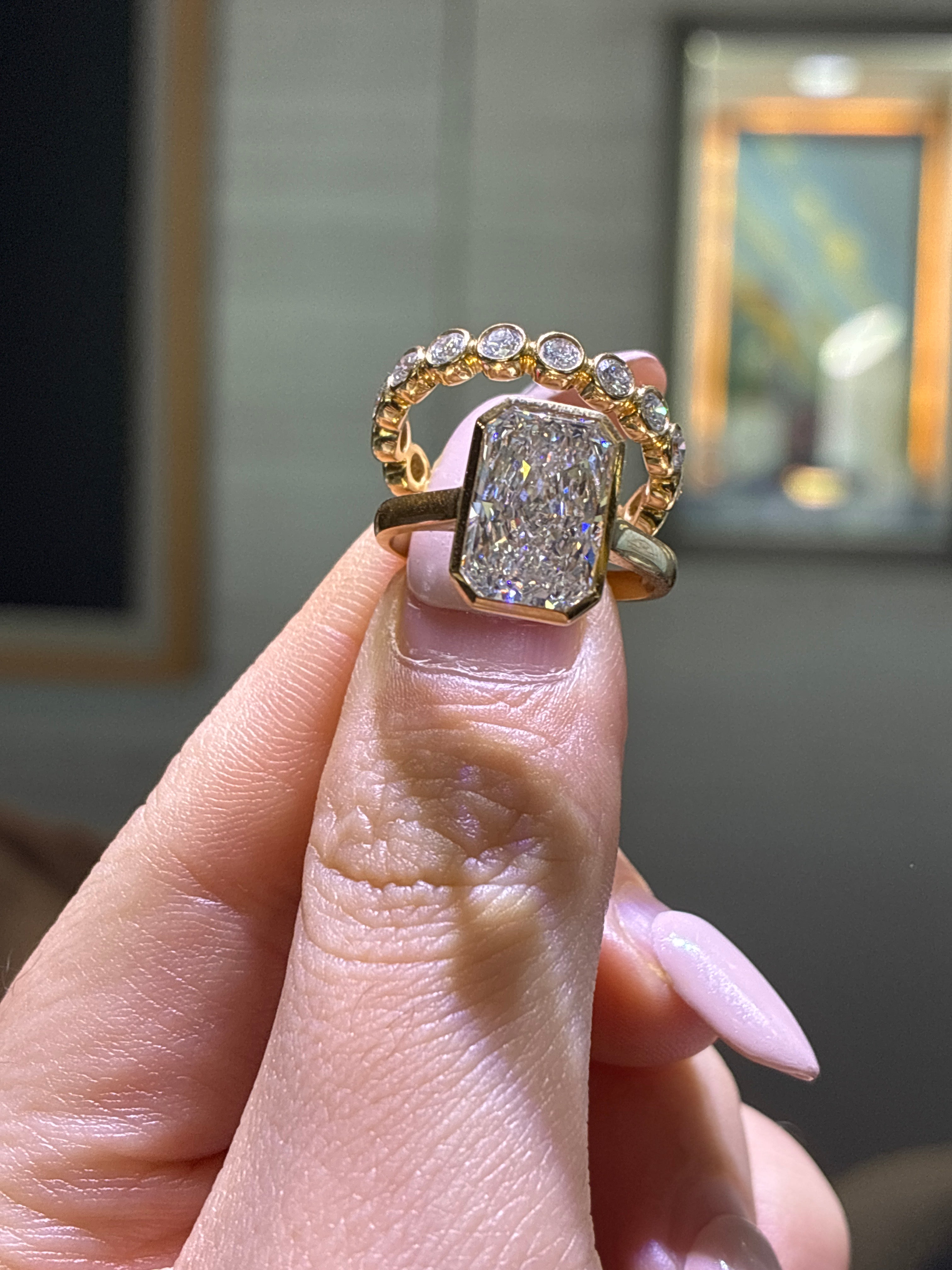 For jenna a set  bezel radiant ring 18k gold 3.54  carat D/vvs2  + band 0.985ct