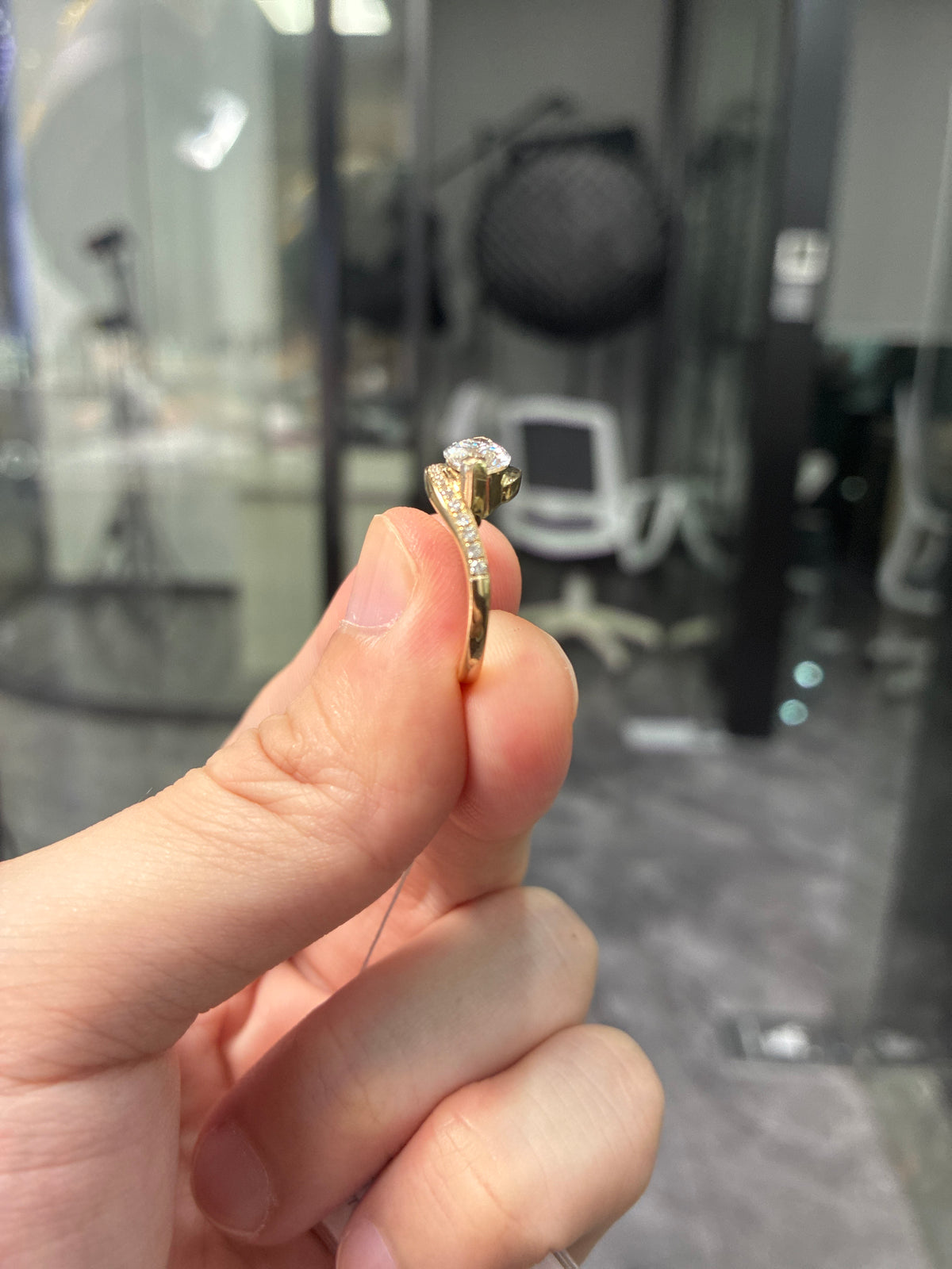 For Amy Tension Setting Marquise Low Setting Ring//1.510ct Marquise center stone//E/VVS2//14K Solid yellow gold//12 side stones for total 0.072ct US Size 6