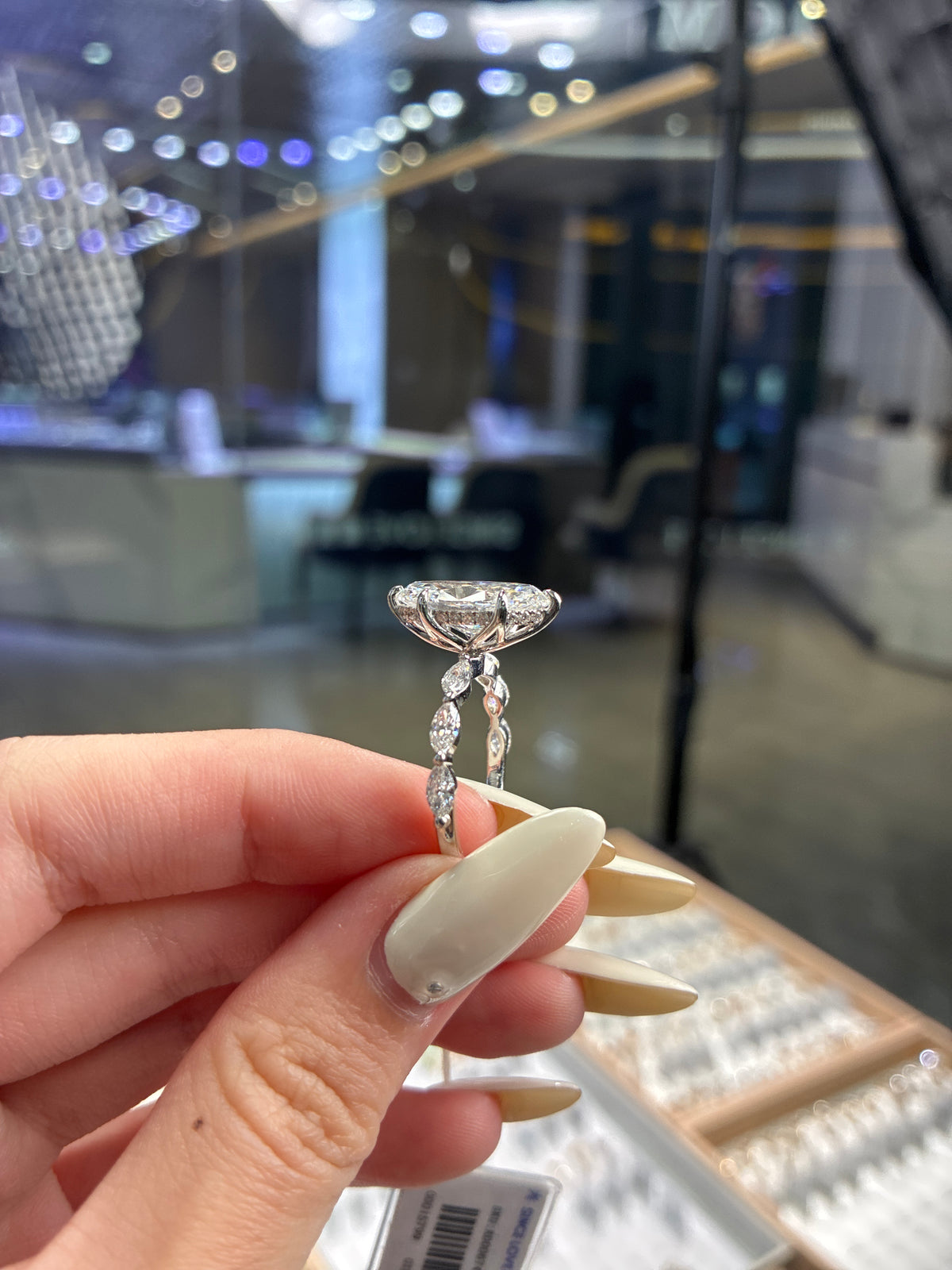 For Jessi 14K solid white gold 4carat marquise E/VVS2 with 0.914ct marquise&hidden halo(ready to ship)
