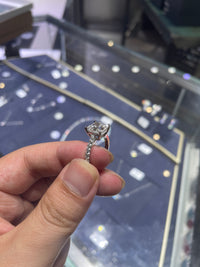 For jessicakaviatrix,princess cut 3.15ct E/VS1 side stone 0.336ct 18k white girl