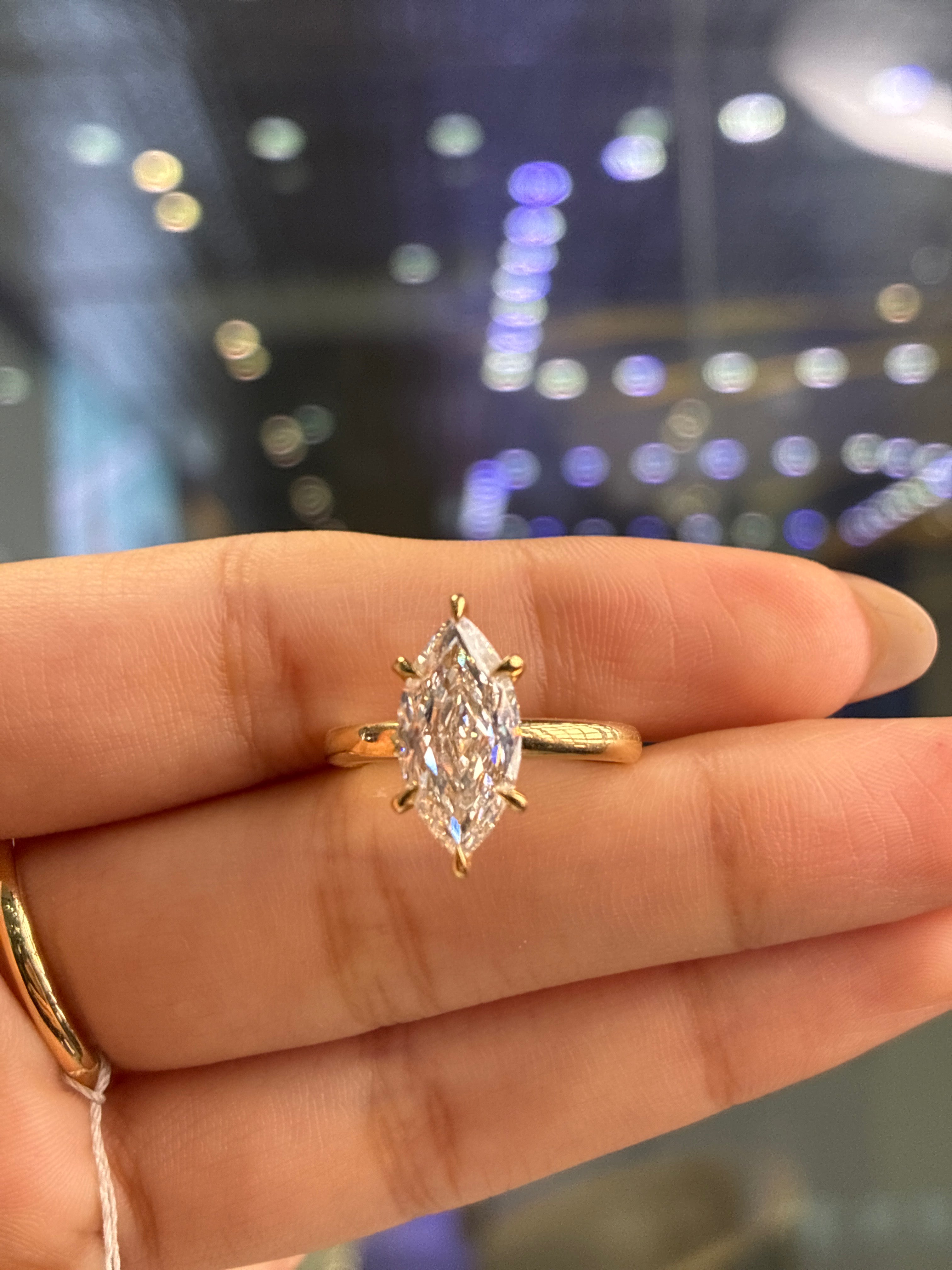 Deposit for 🍒 14k yellow gold, 1ct marquise, E/VVS2, 1.8mm width band, size 6.5
