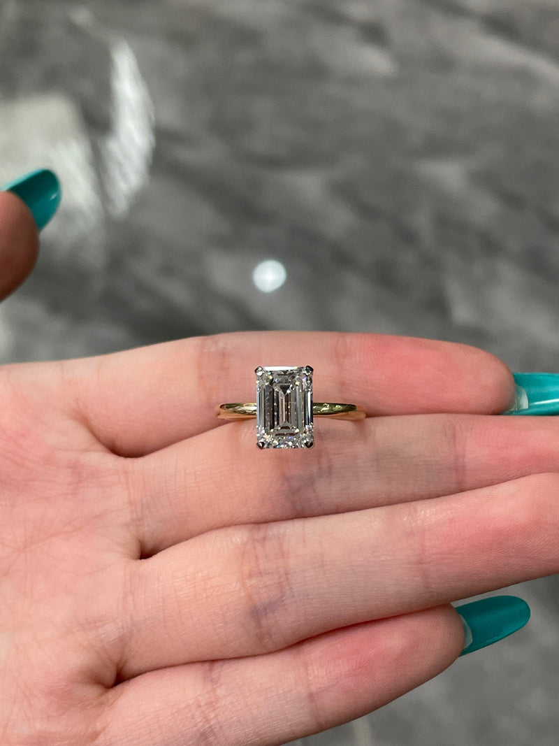 For CrystalG812 14k solid yellow gold 3.11ct emerald cut E VVS2 with 0.117 hidden halo