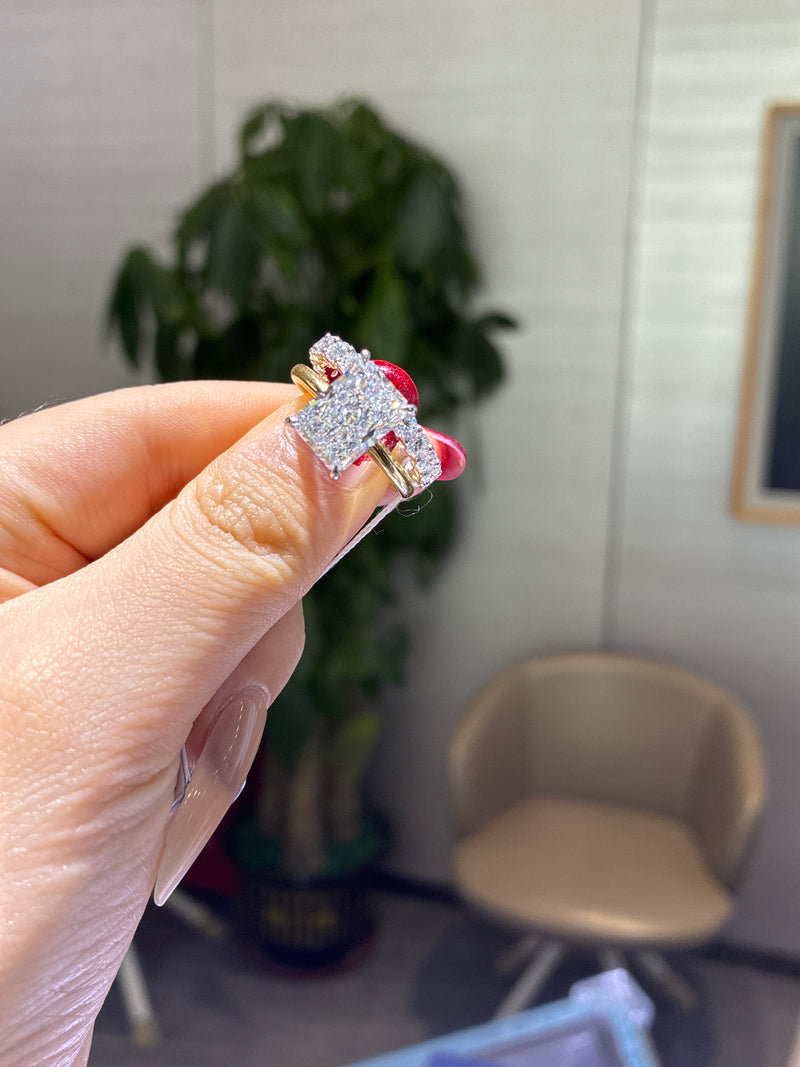 For Habo a set radiant cut 18k E/vvs2 main stone 4.09ct side stone 0.163ct + full round eternity band