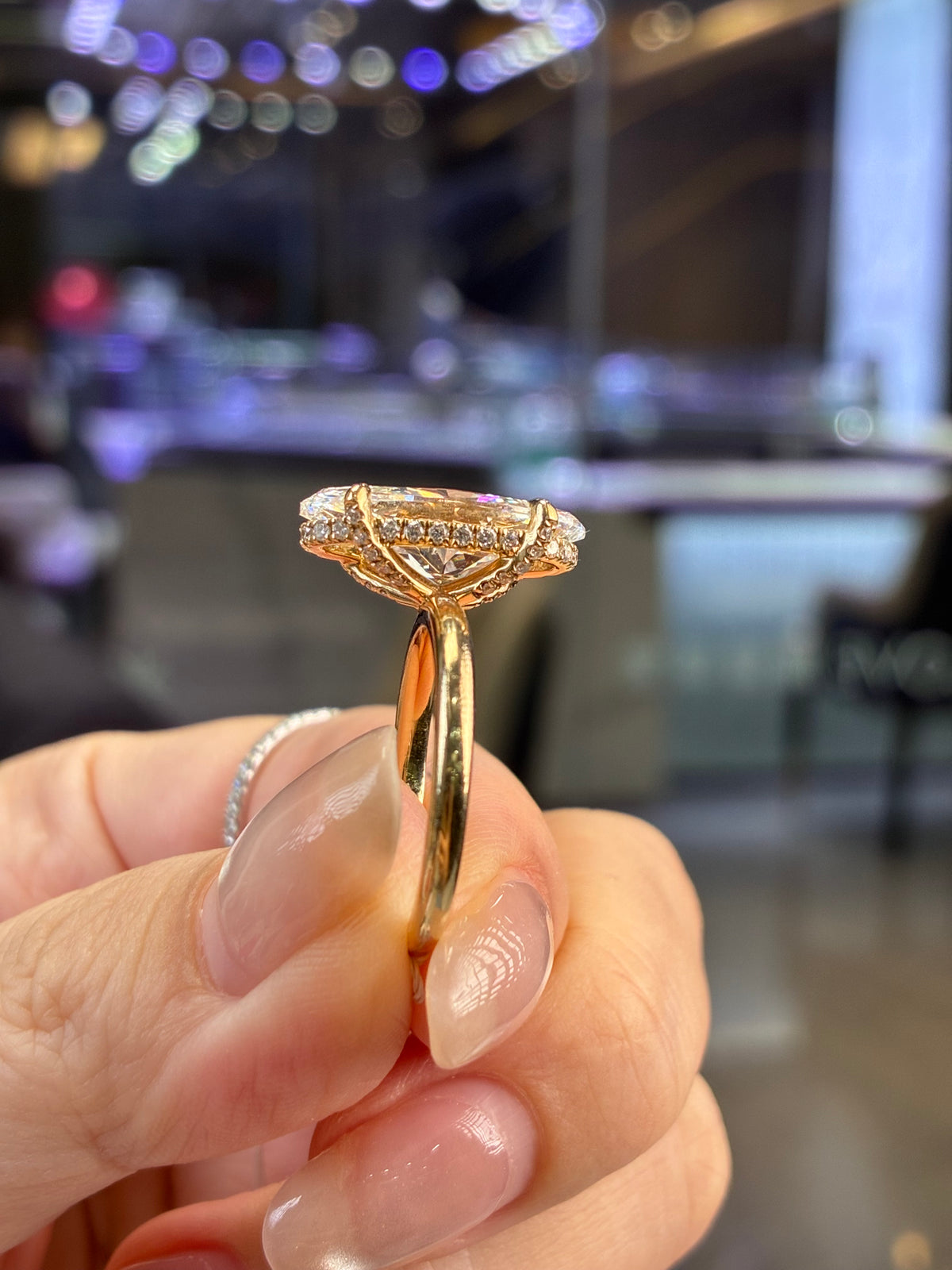 For Na🖤, 5ct Moval solitaire engagement ring, E/VS1, in 14k yellow gold