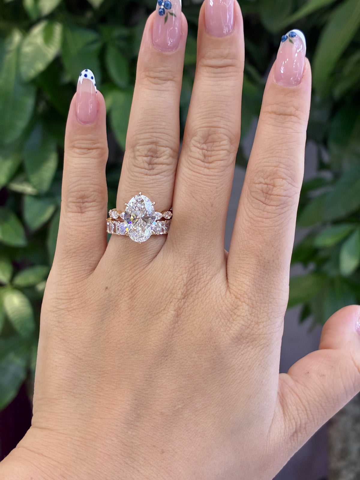 For Maddie, Bridal set, 5.01 Oval with 0.897ct sidestones Engagement Ring in 14k yellow gold + 4.525ct Full Radiant Eternity Band in 18k yellow gold