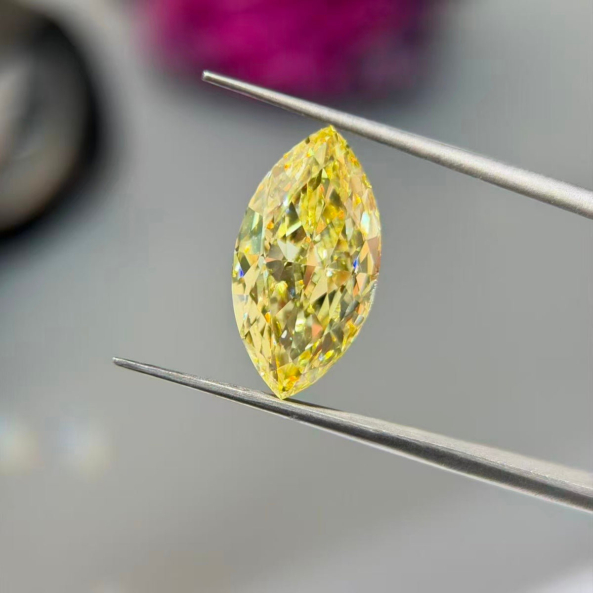 Deposit For Marisa                      •14K solid yellow gold 4.37ct marquise FIY VVS2 petal bezel setting.                                         •14K solid yellow 3ct Dutch marquise E/VS1 with 0.242 sidestones