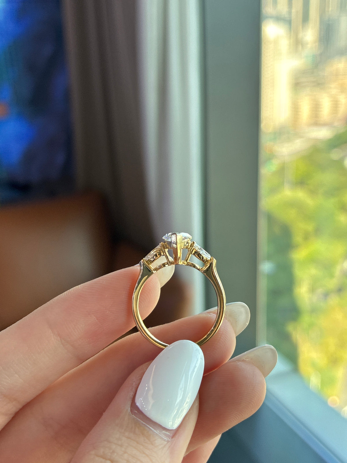 For Dana 14k 2.01ct marquise E/VVS2 with 0.479ct sidestones