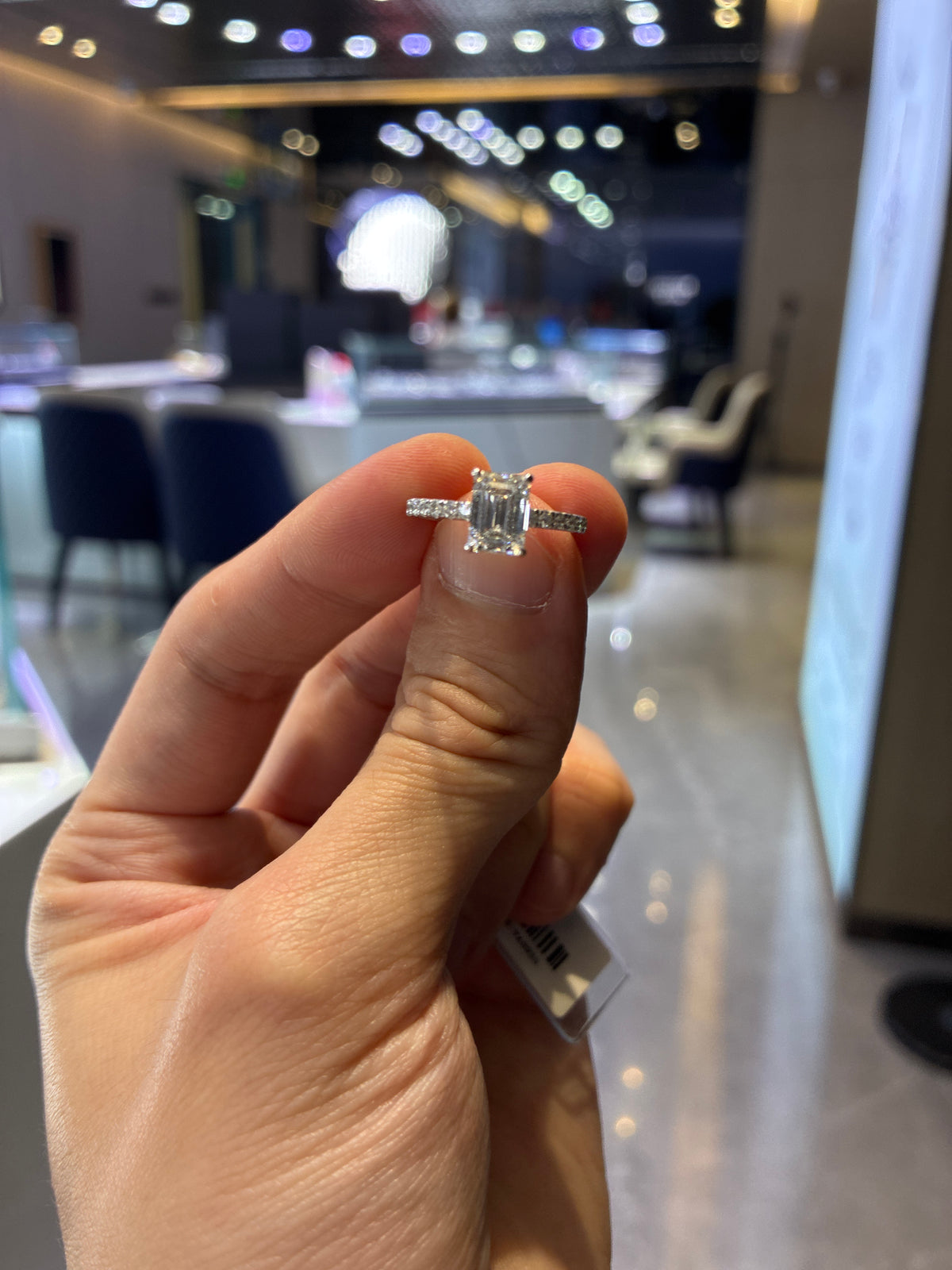 For Miguel Vazquez solitaire emerald cut ring 18K solid white gold D/VVS2 1.43ct size 7