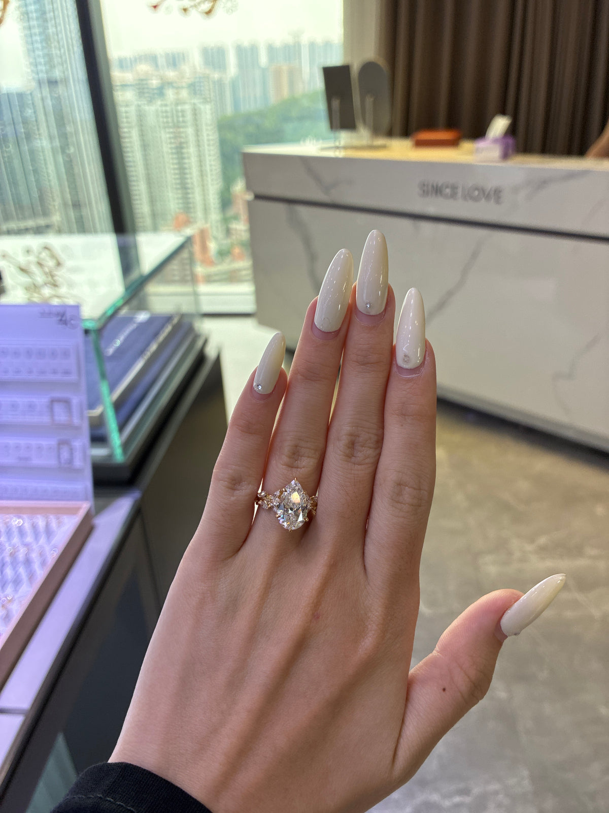 For Trini 14K solid yellow gold 3.06ct E/VS1 with 1.009ct sidestones