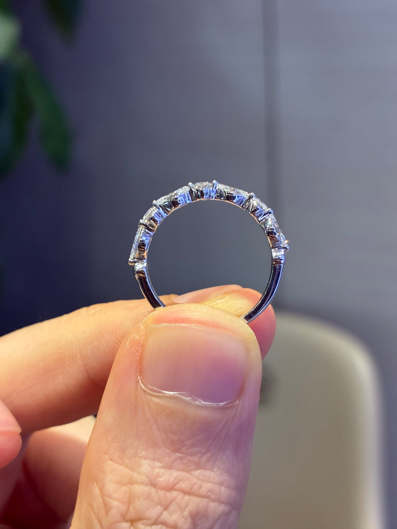For Liliana oval and round half eternity band D-E/VVS-VS in 14k white gold