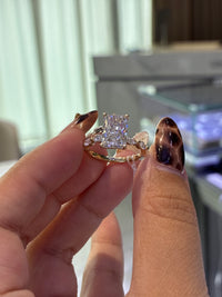 For Ty 3ct radiant cut 14k E/vvs2 with 0.512ct sidestones