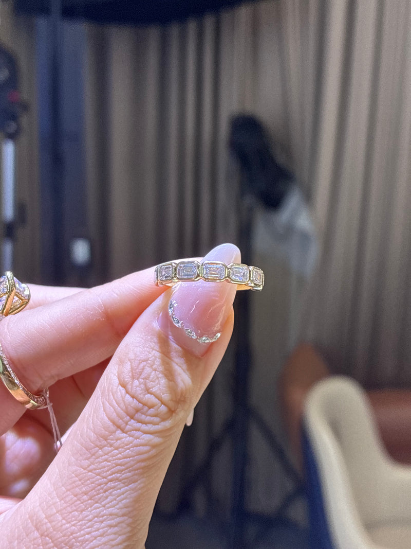 For Cookie, Bezel Emeral Eternity band