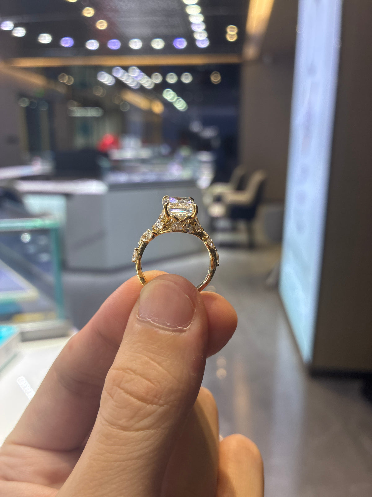 For Maurilio Tomaz Emerald cut solitaire ring 14K solid yellow gold E/VS1 size US 7