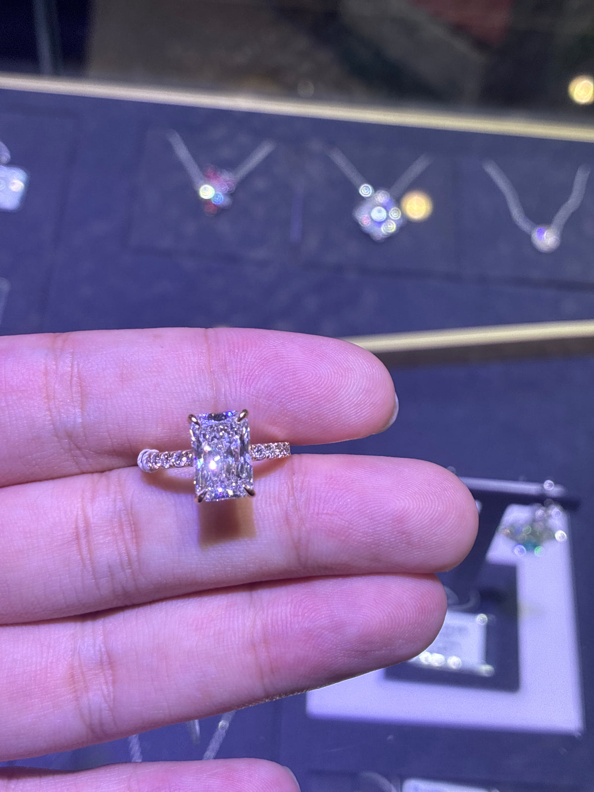 For Jasmene 14k yellow gold main stone radiant cut E/VS1 3.1ct side stone 0.388ct