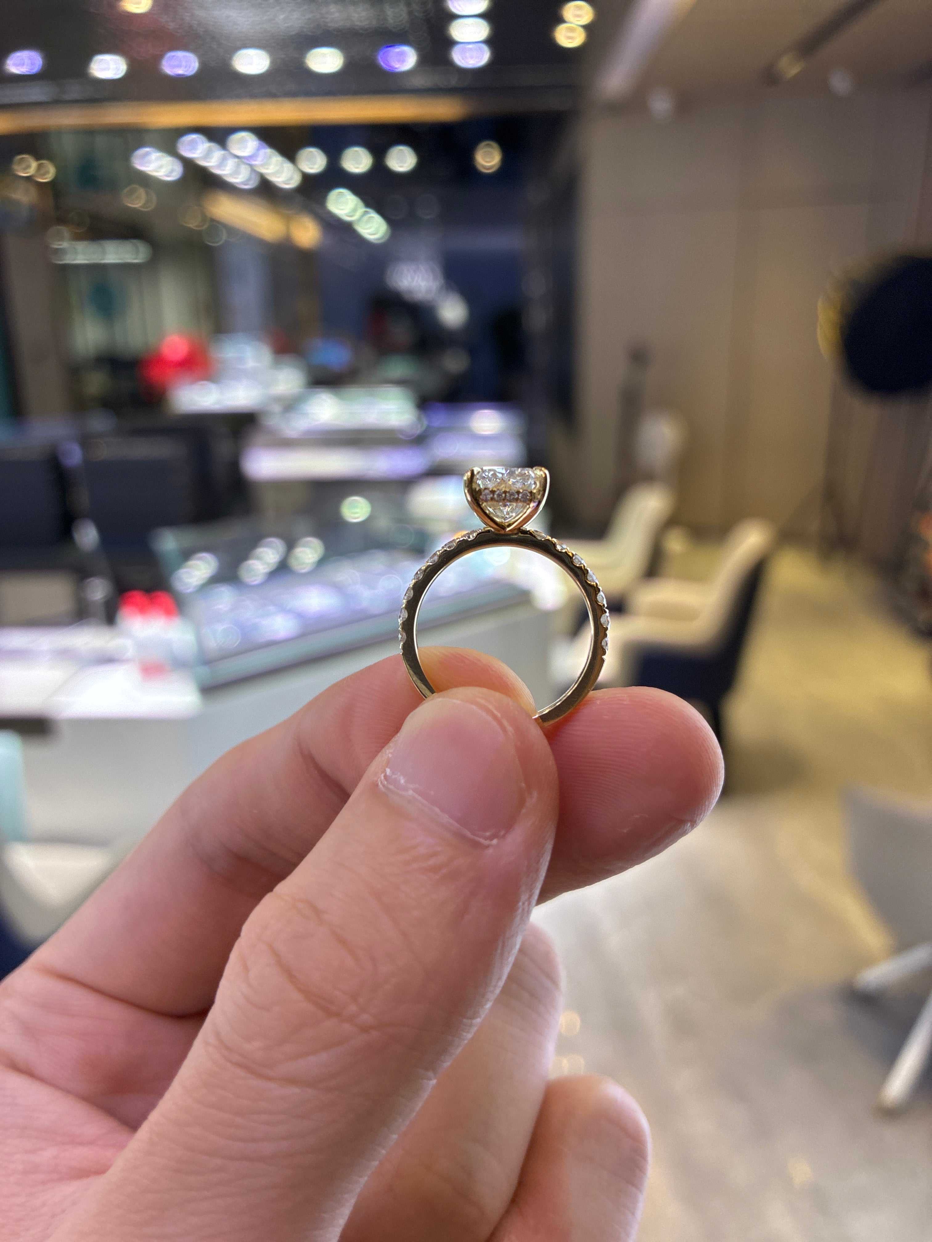 Deposit For Fav, 3ct elongated cushion solitaire ring E/VS1, 14K yellow solid gold