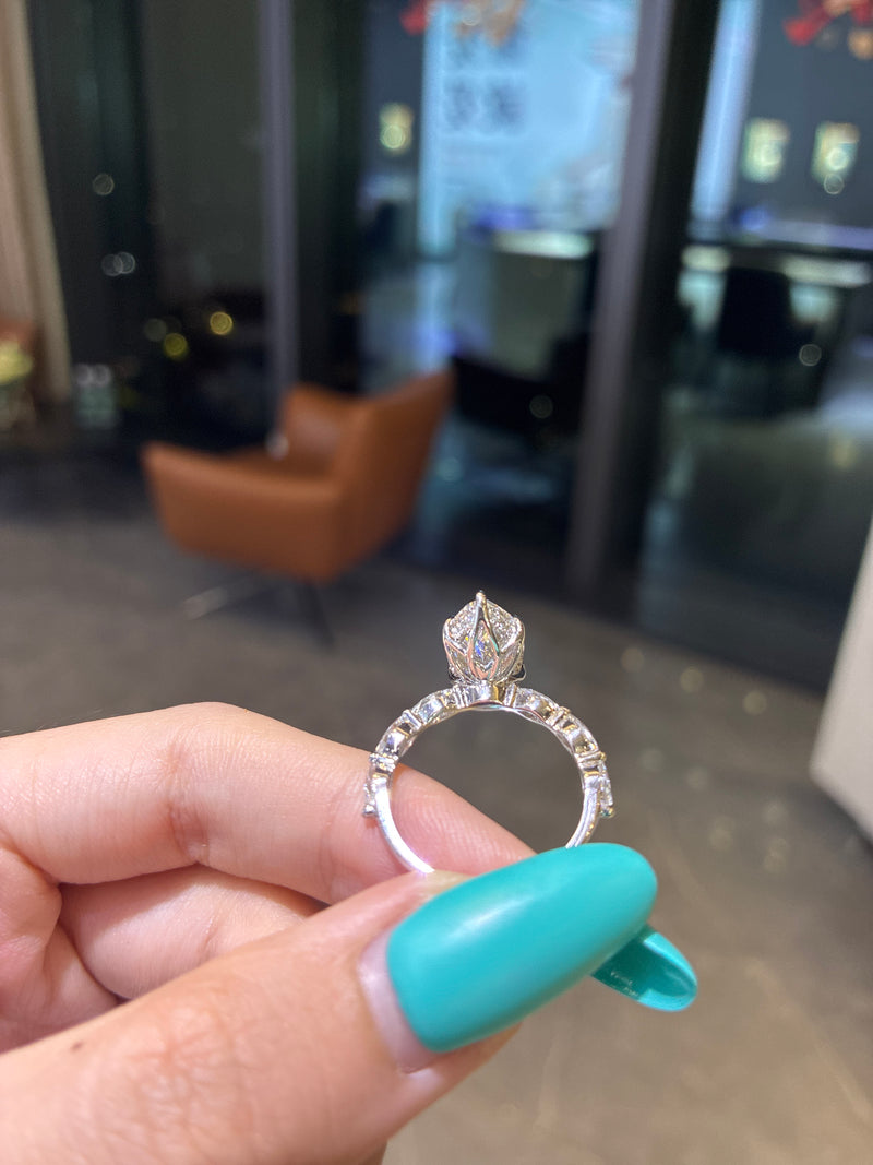 50% Deposit For Tabby 14K solid white gold 2carat marquise without mauquise band, 2 sidestones instead total 0.40ct(Customization)