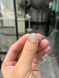 For Alyssa Radiant Cut Solitaire Wedding Ring 3.03ct Radiant cut center stone E/VVS2 14K Solid white gold 6 side stones for total 0.514ct US Size 7