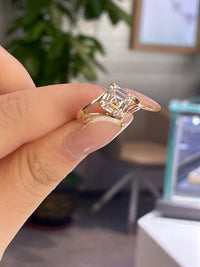 For Jaden (18k oval,3.7ct,D,VS1)