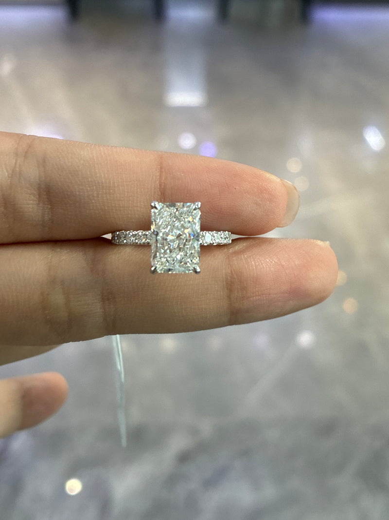 For Taco, 14k solid gold 3ct radiant D/VVS2 with 0.467ct sidestones (Ready to ship)