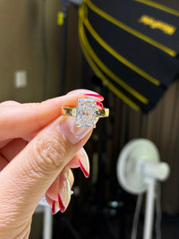 4.08ct+0.238ct Radiant Lab diamond Ring,E/VS1
