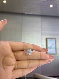 Deposit for @Stacynicolestitok, 14k white gold, 3ct main stone, around 50 points side stone, E/VVS2