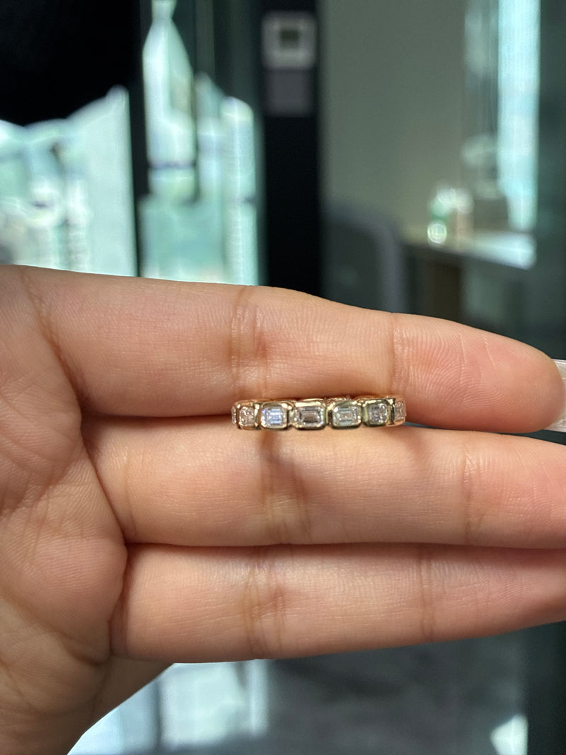 Final payment for Jacquelene 14k white gold, 2bands, 1.33ct for the oval band, 1.45ct for the emerald band, size 6