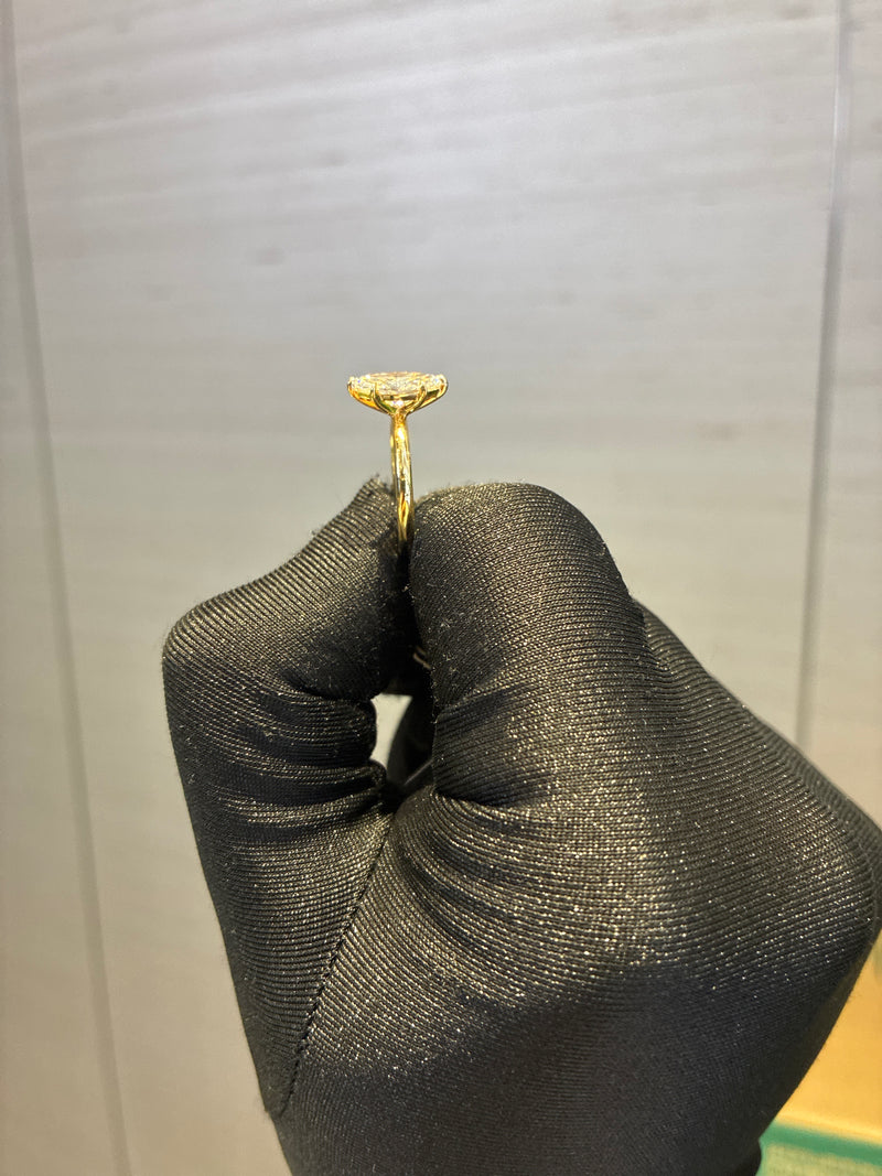 For FL.Farrah 1.55ct D-VVS2 Marquise in 14k gold