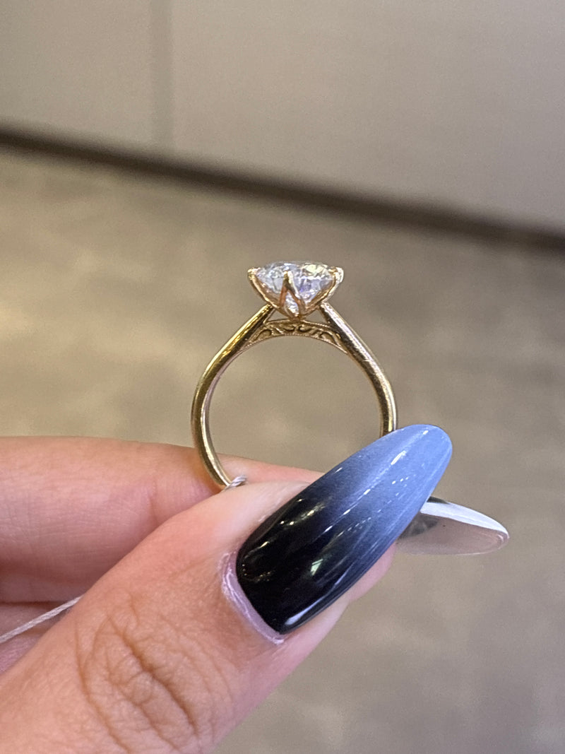 For bobbie 14k yellow gold 2.8ct pear cut D/vvs2