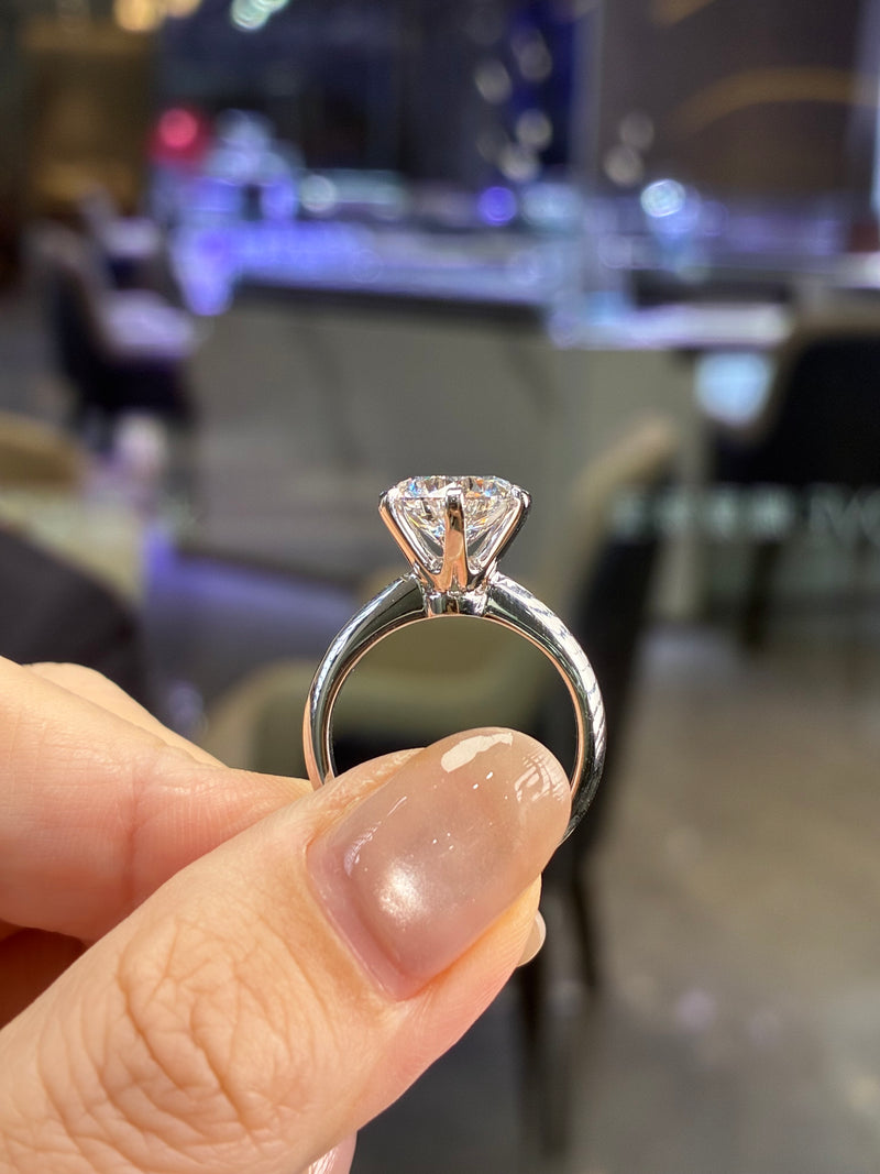 For Cal, 3ct Round brilliant cut solitaire engagement ring, 14K yellow gold, E/VVS2