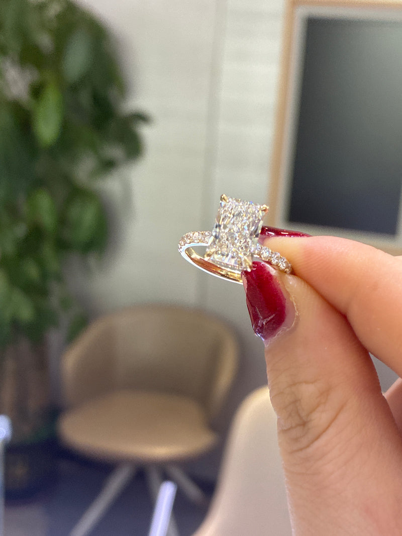 Remain Balance For Becky 14k white gold radiant cut D/vvs2 customize