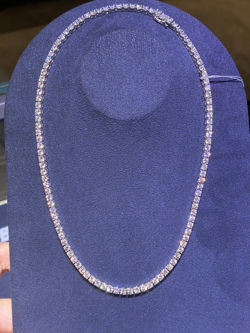 For thee wee-wee head, 17.5carat diamond necklace, 18inches,in 14k white gold
