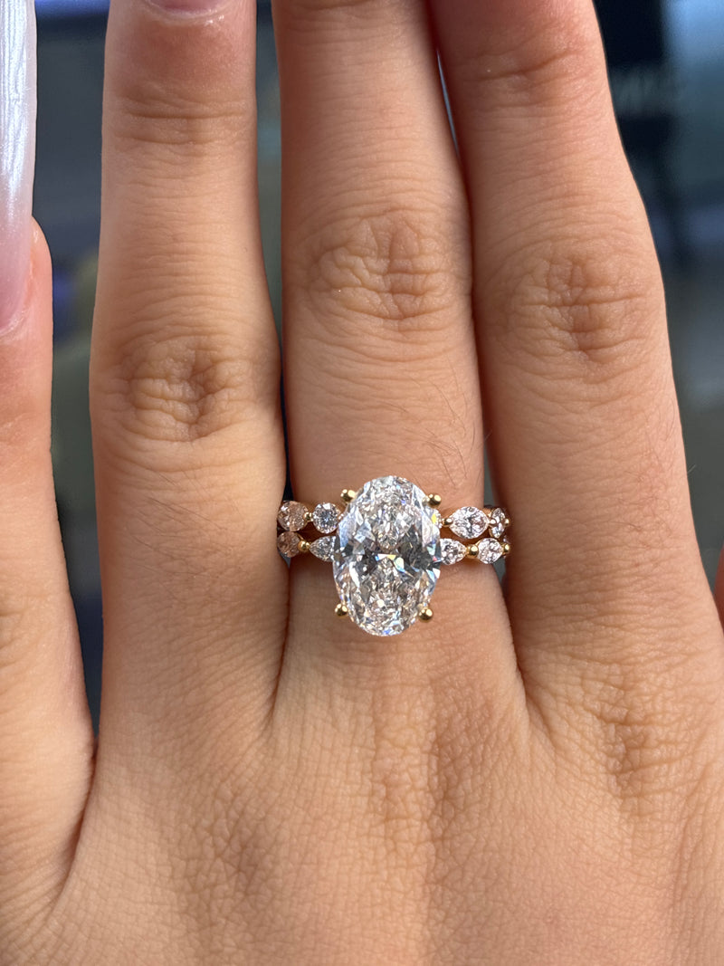 Deposit for P a, platinum, 3.5ct center stone wedding ring+0.6ct marquise and round band