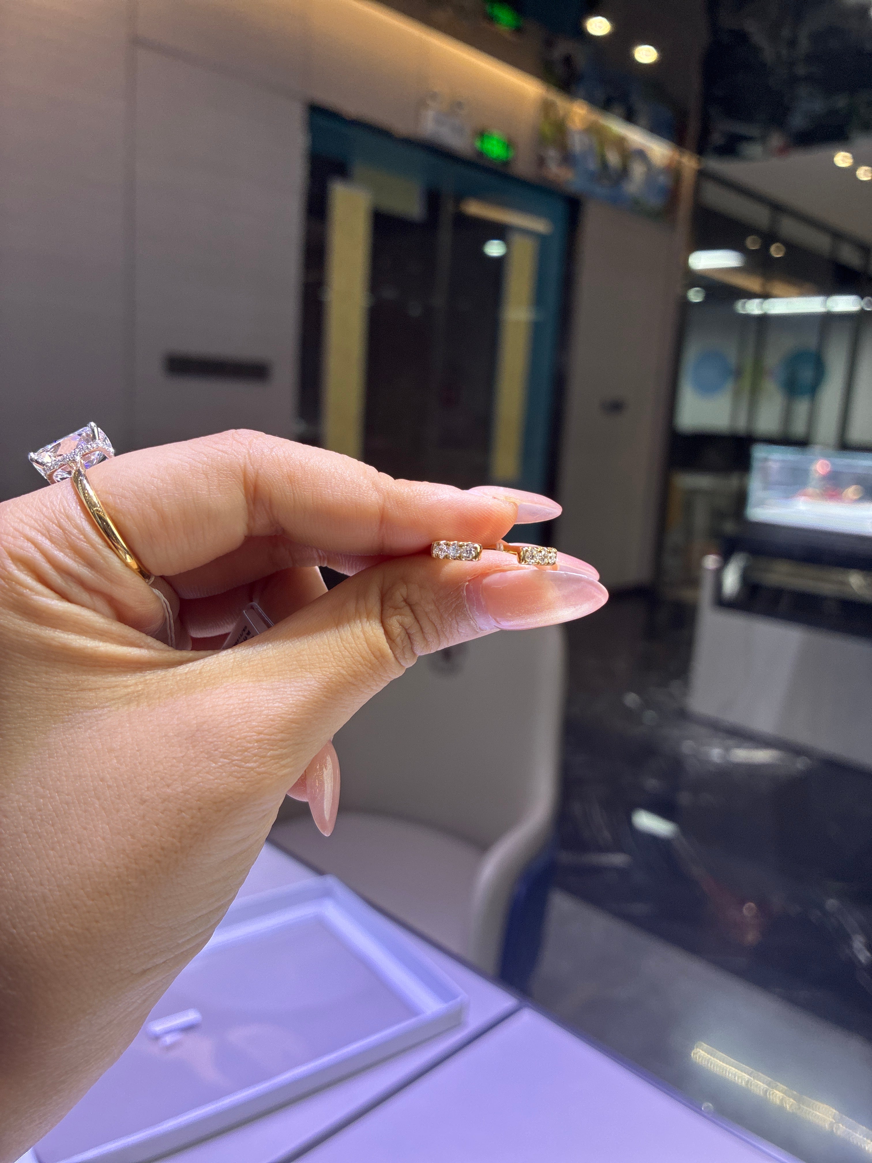 FOR kellyn colmeh (18k yellow gold band)