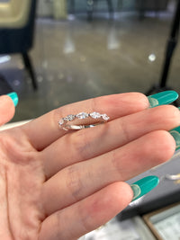 For Cassandra 14k solid white gold with 0.842ct marquise bubble band