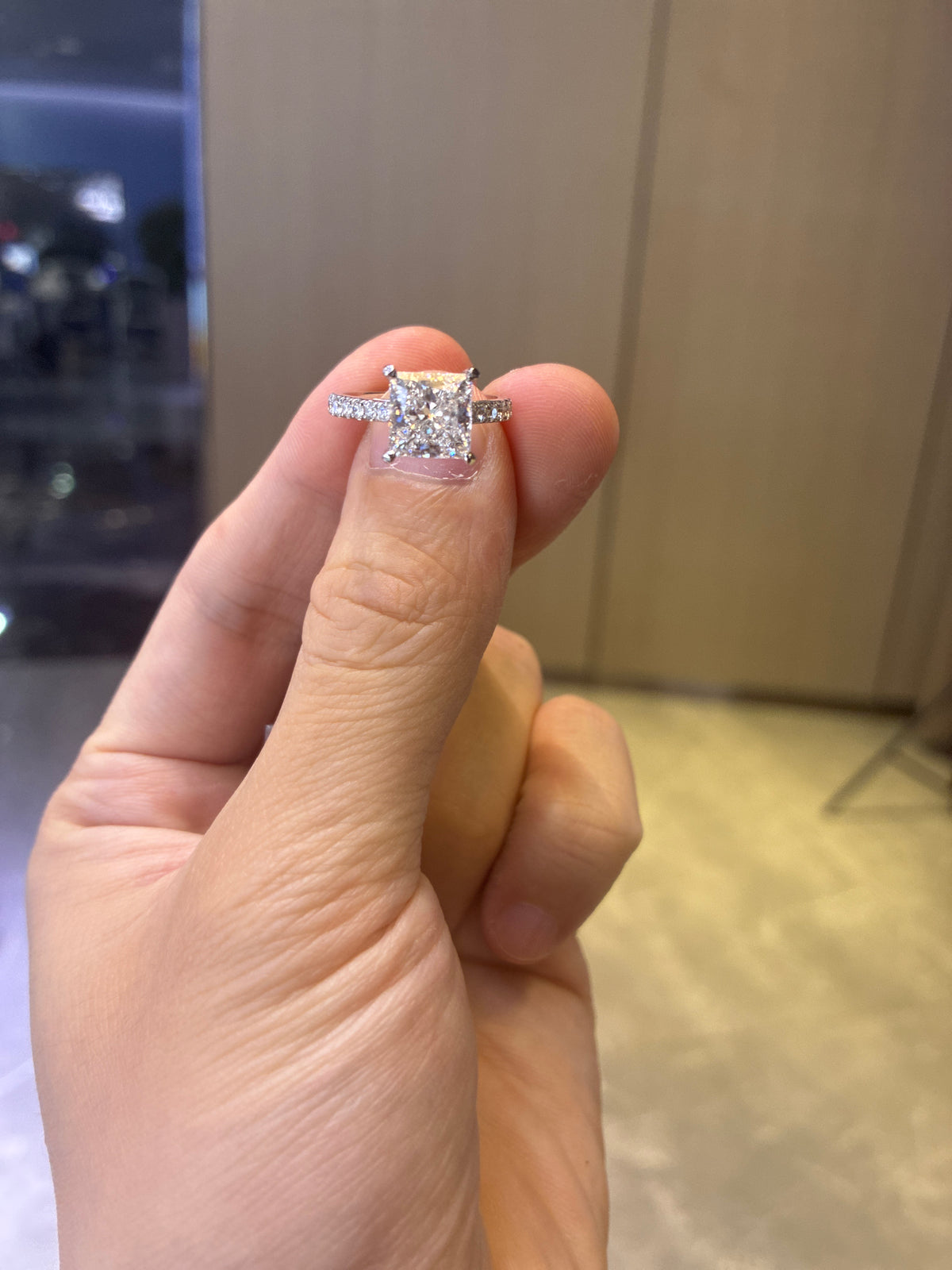 For luckyone1 3.15ct Princesses cut Size US7.5 E/VS1 18K solid white gold