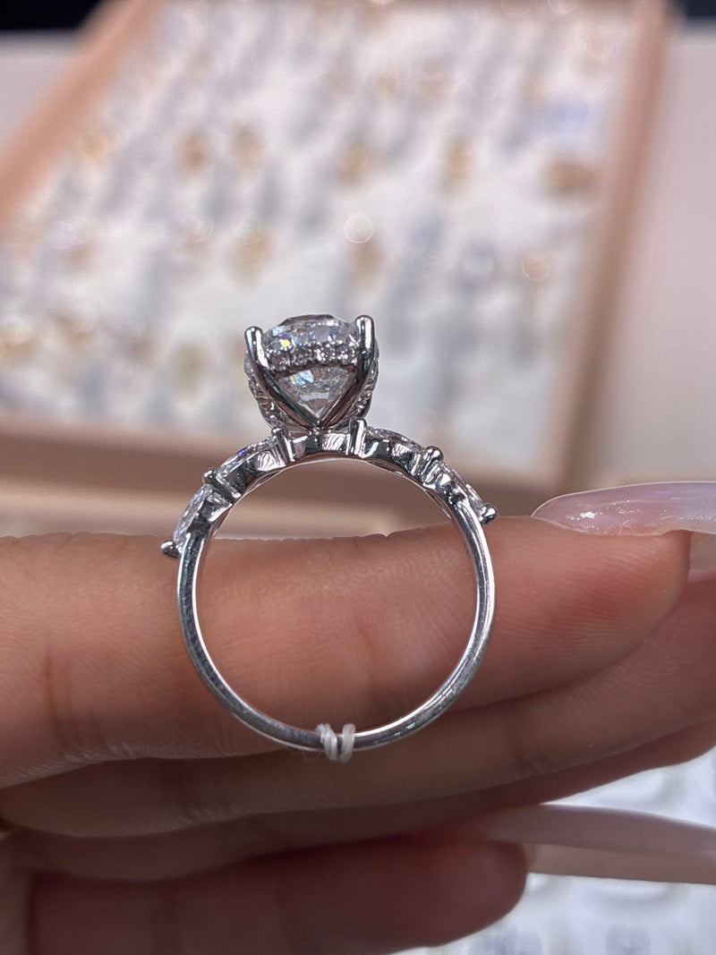For Hedidit1 14k white gold, 4.01ct center stone, 0.579ct side stones, D/VVS2, size7.5