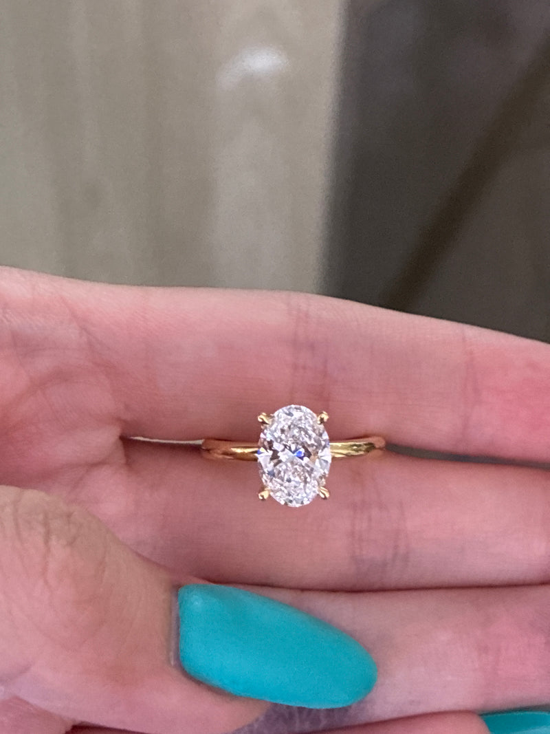 Deposit For Ksullivan246 1️⃣14K solid white gold 2 carat oval D VS1, with 0.18ct side stones 2️⃣14K solid white gold open band 0.349ct