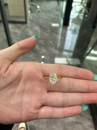 For digitalmash 14K oval cut 3.03ct with 0.113ct hidden halo